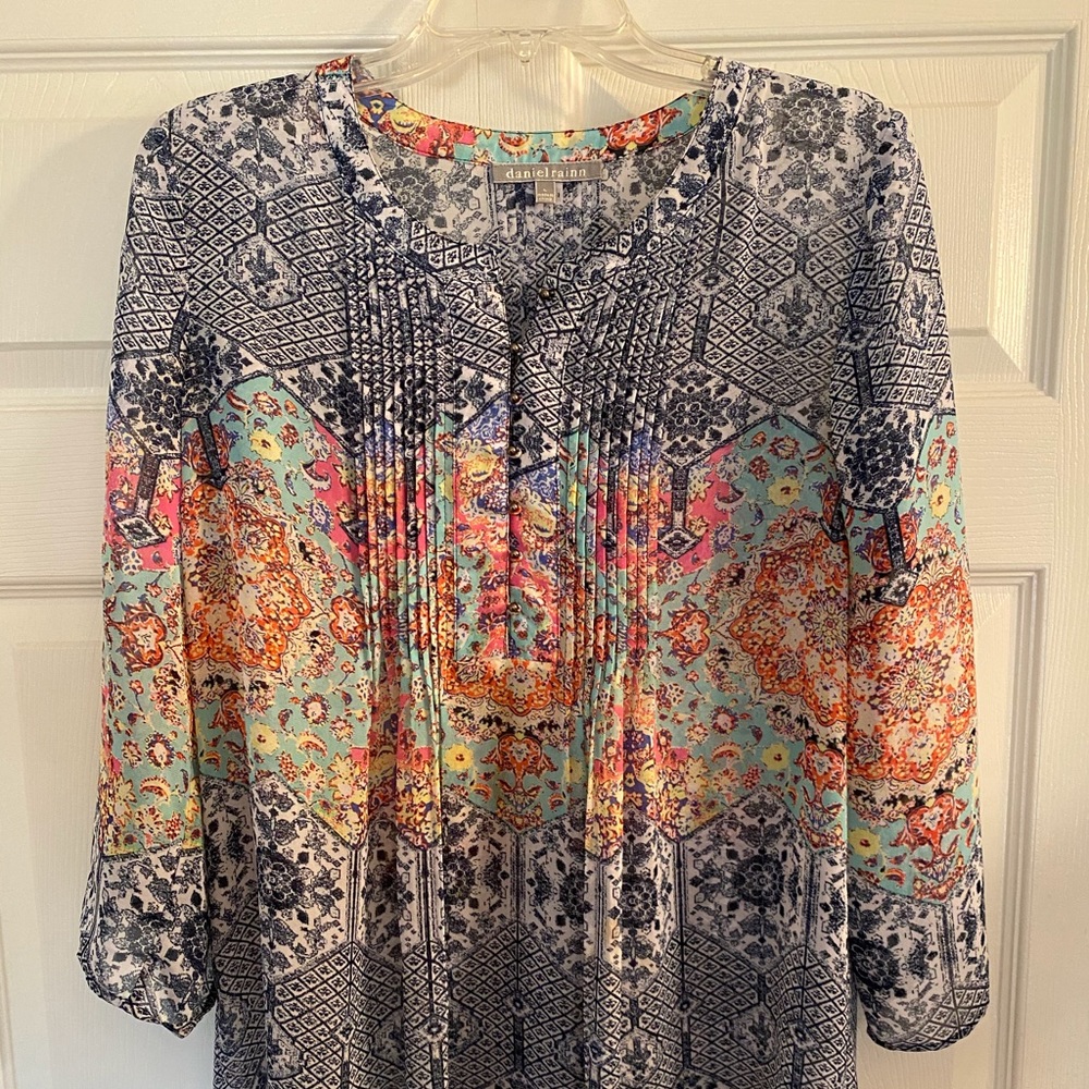 Daniel Rainn, Size: Large. Boho Chic look.